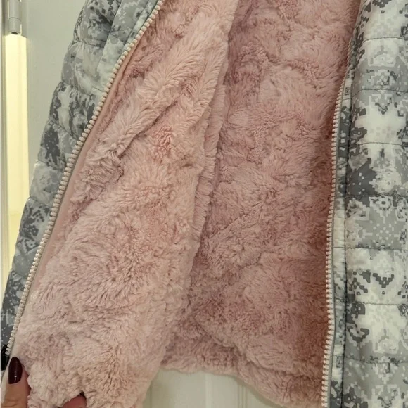 LA1. The North Face Girl’s Reversible Fur Puffer Coat Jacket Ski - Picture 3 of 7